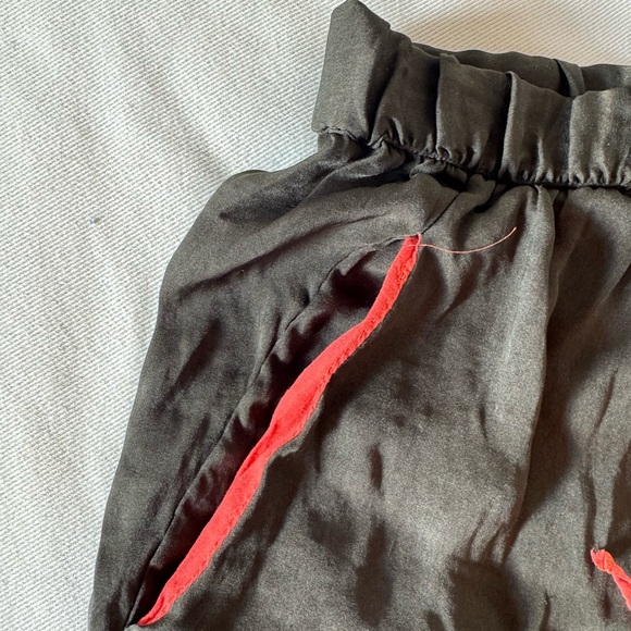 Zara Basic women's dark green satin lounge shorts size S - Picture 3 of 3